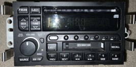 GM Chevrolet Car Radio (Delco Electronics, 2001) - $46.74
