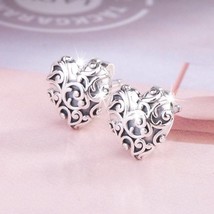 2018 Autumn Release S925 Sterling Silver Regal Hearts Earring Stud Earrings - $15.50