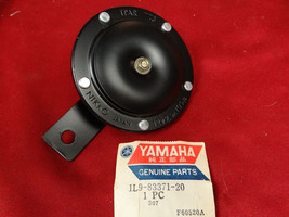 Yamaha Horn, NOS 1970-85 DS7 R5 RD250 RD350 XS FJ XJ, 1L9-83371, 4L0-83371 - £100.13 GBP