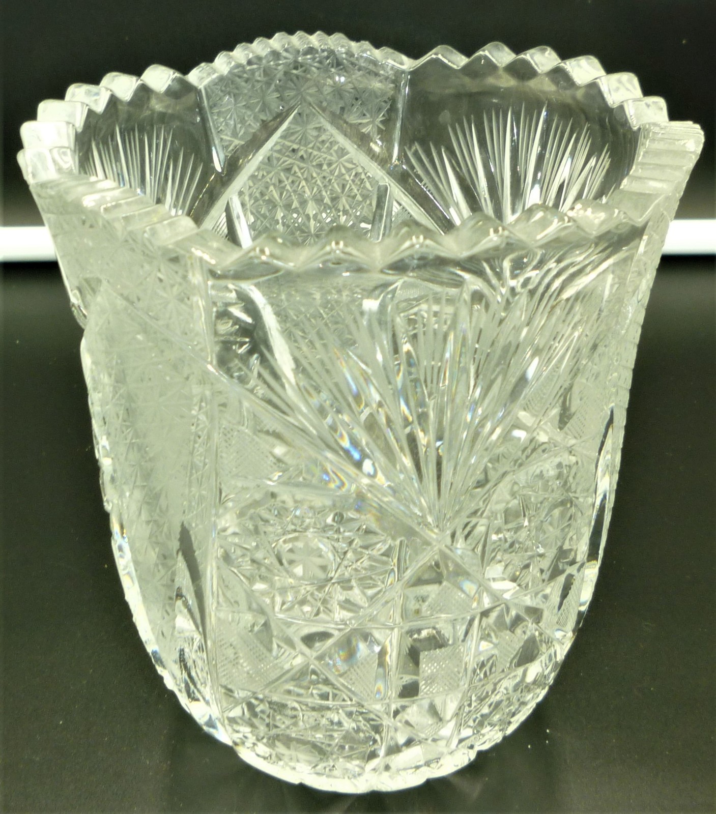 VINTAGE GORGEOUS BOHEMIAN INRICATED CRYSTAL VASE - $36.00