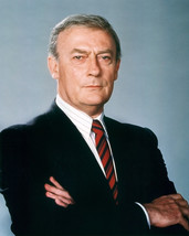 Edward Woodward The Equalizer cult TV Series as Robert McCall in suit 8x10 Photo - £6.38 GBP