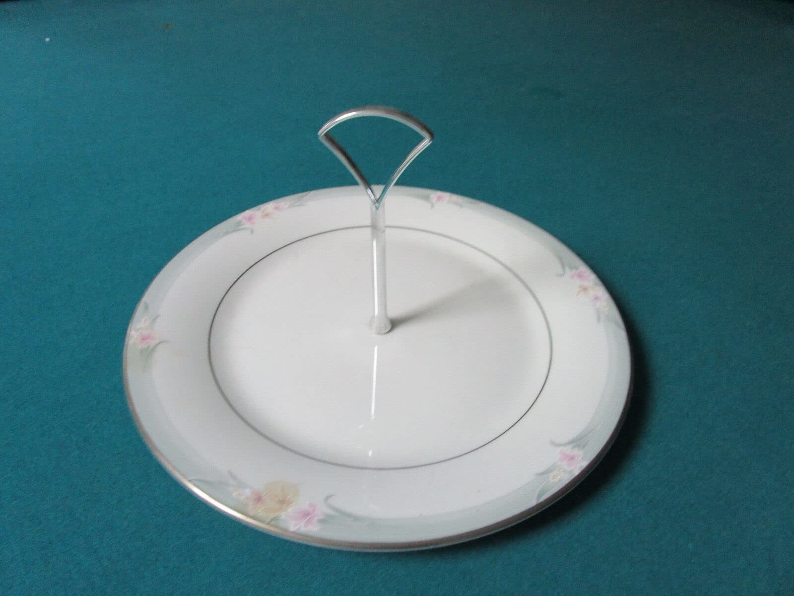 Compatible with Royal DOULTON Vogue Collection Cake Plate ONE Tier 10 1/2" - $38.21