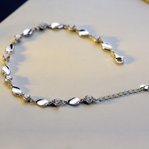 Women&#39;s Jewelry 25 Sterling Silver Bracelet Dazzling Diamond-Encrusted Sparkling - £19.92 GBP