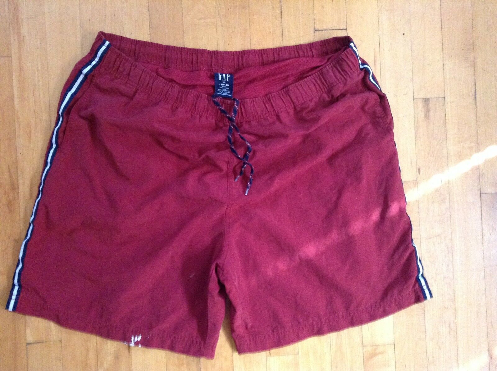Gap Men's Red  Swimming Trunks/Shorts  Size XL 38-41 With Lining - £7.88 GBP