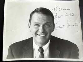 FRANK SINATRA: (ORIG VINTAGE HAND SIGN AUTOGRAPH PHOTO) SIGN IN THE 70,S * - £1,342.22 GBP