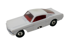 Lesney Matchbox Ford Mustang Series 8 White Diecast Car Made in England - $915.82 MXN