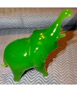 Cute little jade elephant figurine - $371.16 MXN