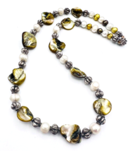 Green Pearl Necklace Silver Tone Beads Magnetic Clasp 20 in - £14.01 GBP