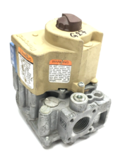 Honeywell VR8204H 1048 Nat Gas Valve inlet 1/2&quot; outlet 1/2&#39;&#39; used #G27 - $45.82