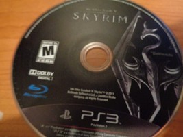 The Elder Scrolls V: Skyrim (Sony PlayStation 3, 2011) Disk Only - $148.47 MXN