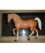 Breyer Collectible  - $445.81 MXN