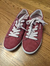Women&#39;s Taos Star Ruby Red Wash Canvas Sneakers STA12844 Size US 7, EUR 38 - £29.88 GBP