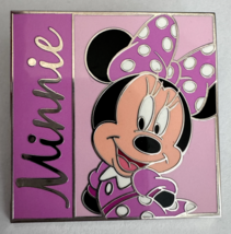 Disney 2012 Minnie Mouse Large Deluxe Autograph Square Pin - $204.22 MXN