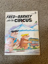 Hanna Barbera THE FLINTSTONES Fred &amp; Barney join the circus 39005 1974 - £2.32 GBP