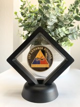 3D Floating Display Us Army 1st Armored Division &quot;Old Ironsides&quot; Challenge Coin - £12.42 GBP