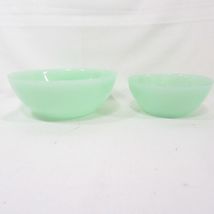 Jadeite Milk Glass Medium and Small 2-PC Mix/Serving Bowl Set - £36.34 GBP