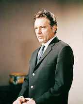 Richard Burton The VIP&#39;s in Suit 16x20 Canvas - £54.98 GBP