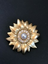 Estate Small Swarovski Swan Signed Goldone Sunflower Flower w Center Faux Pearl  - £19.31 GBP