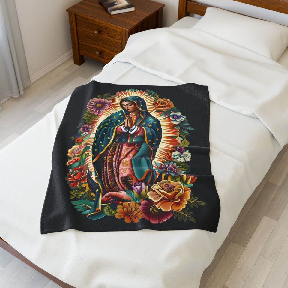 Mexican Virgin of Guadalupe Velveteen Plush Blanket, Cozy Throw for Home Décor Item image 7