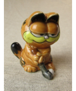 Vintage 1978, Ceramic, Garfield {The Cat} Playing Golf Ornament / Figure - $20.68