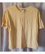 Women&#39;s Laura Ashley Pullover Shirt Solid Yellow Buttons Size XL Short S... - $20.92 CAD