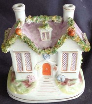Vintage Ceramic House Tea Light Figurine – Vgc – Cute Little Vintage Piece - £15.91 GBP