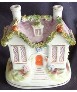 Vintage Ceramic House Tea Light Figurine – VGC – CUTE LITTLE VINTAGE PIECE - £15.68 GBP