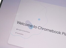 HP Chromebook Plus 14" Core i3 8GB 256GB SSD - Mineral Silver ISSUE image 3