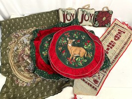 VTG Christmas Baroque Tapestry Quilting Fabric Mini Pillows Decor Holida... - £19.34 GBP