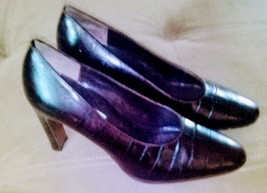 Ann Taylor Brown Leather 8M Slip On Heels - £20.97 GBP