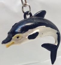 Vintage Keychain ~ Yellow Eyed Black &amp; White Dolphin ~ Ancien Porte-Cle Dauphin - £6.44 GBP