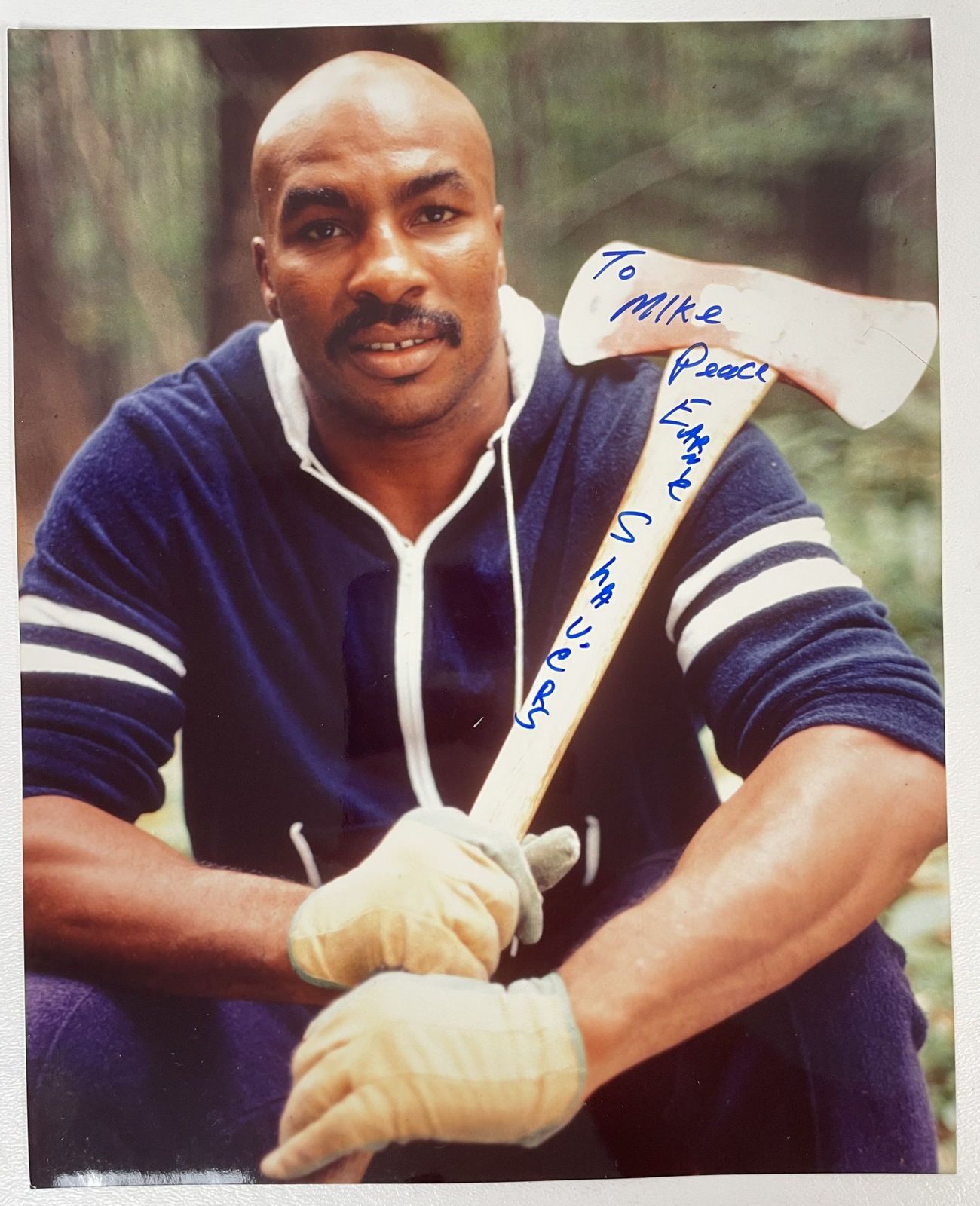 Earnie Shavers Signed Autographed Glossy 8x10 Photo - COA/HOLO - $19.99