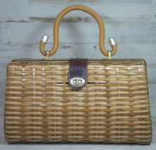Vintage B.B. Hong Kong Woven Basket Purse Handbag 12x7&quot; Curved Braided Handle - £26.97 GBP