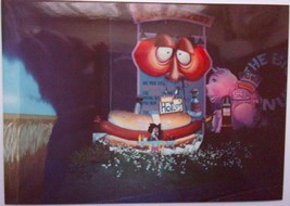 Vintage Tired Eyes Comical Display Six Flags Auto World Theme Park Flint... - €1,74 EUR