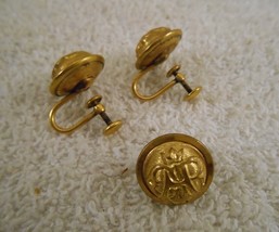 1/20 12K Gold Filled Vintage Screw Back Earrings And Button - £11.57 GBP