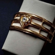 Vintage golden rhinestone heart cuff bracelet - £18.71 GBP