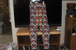 Legging (new) PRINTED - PLUS SIZE - 8% SPANDEX, 92% POLYESTER - $22.95