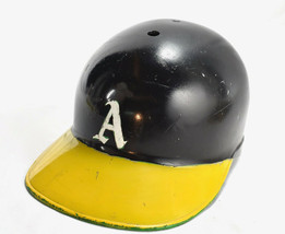 Vintage Oakland A&#39;s Plastic Batting Helmet Souvenir MLB 1969 Baseball  - £19.37 GBP