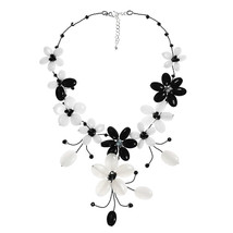 Delicate Flower Link Agate&amp;Moonstone Stones Necklace - £31.81 GBP