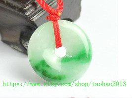 100% AAA grade natural green blessings of peace buckle jade pendant charm - £21.49 GBP