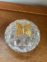 Vintage Small Lefton Marked Clear Cut Glass Round w Goldtone Lacey Butterfly  - £8.92 GBP