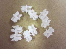 Mercedes Benz SMART CAR ForTwo Pack Of 10 Glass Latch Upper Clip A 000 9... - $14.84