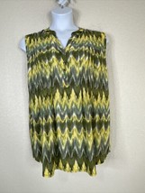 NWT Cocomo Womens Plus Size 2X Green Striped Pleated V-neck Blouse Sleeveless - £21.00 GBP
