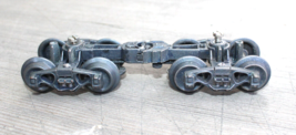 2 K-Line Die-Cast &quot;O&quot; Gauge Sprung Metal Coupler Trucks - £18.12 GBP