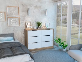42" Brown and White Four Drawer Dresser - $8,587.55 MXN
