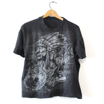 Vintage Native American Indian Wolf Cropped T Shirt XL - £21.30 GBP