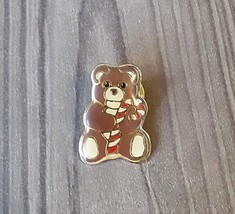 Christmas Winter Holiday Enamel Lapel Hat Pin - Teddy Bear w/ Peppermint... - £4.71 GBP