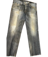 GUESS Men&#39;s Desmond Relaxed Fit Straight Jeans Denim Light Wash Size 38x30 - $409.96 MXN