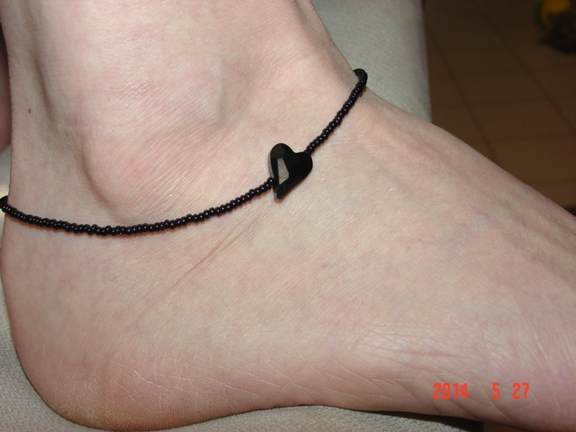 Anklet single strand of black Czech Preciosa beads, w/ Swarovski "Wild Heart"  - $9.00