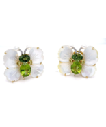 18k Gold Mother of Pearl, Peridot and Diamond Butterfly Clip Earrings - $79,552.27 MXN